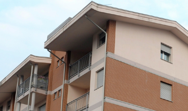 A Gallarate l’amministrazione comunale riapre il bando per presentare domanda per le case Aler (foto Blitz)