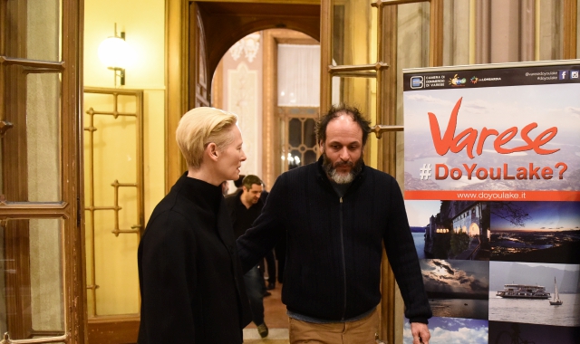 Il regista Luca Guadagnino e l’attrice Tilda Swinton a Varese all’epoca del casting