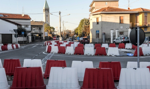 La maxi-rotonda di plastica