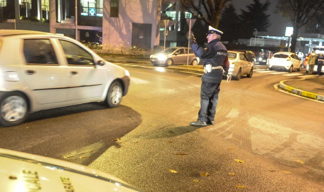 I ragazzini entrerebbero in azione al termine dei turni notturni della polizia locale (Blitz)