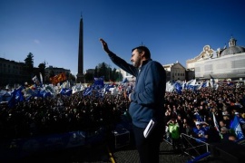 La Lega in piazza, Salvini: datemi mandato per trattare con la Ue