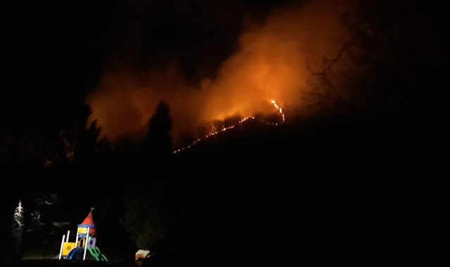L’incendio sul Monte Martica