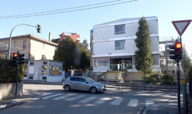 L’incrocio davanti alla scuola Fermi (Blitz)