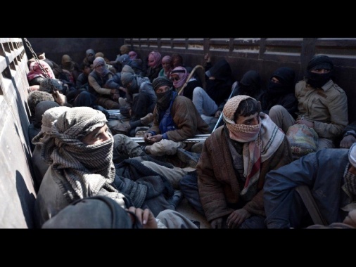 Siria: oggi fine evacuazione jihadisti