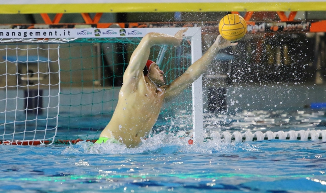 Sempre attento Nicosia, portiere dei Mastini (foto Squarzanti)