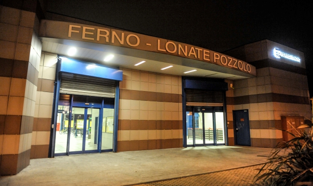 La stazione di Ferno-Lonate Pozzolo, nei pressi della quale è avvenuta la rapina