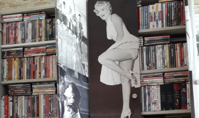 Parte della collezione di Max Croci. La madre donerà oltre 5.000 titoli alla biblioteca