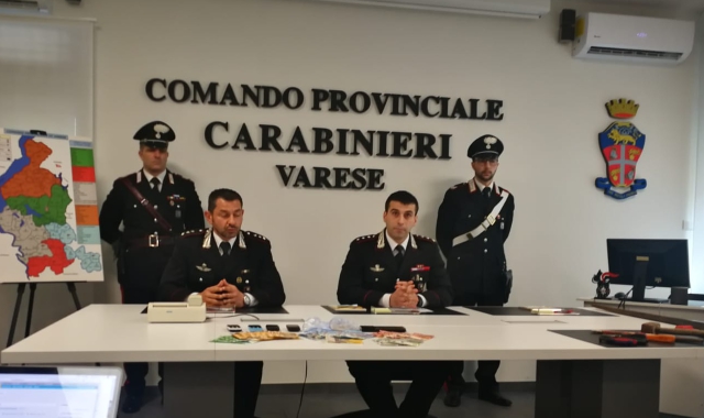 La conferenza stampa al comando provinciale dei carabinieri