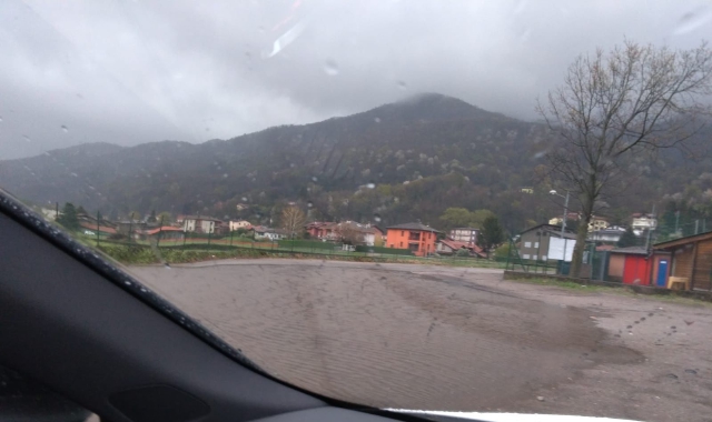 La via Del Sole invasa dall’acqua