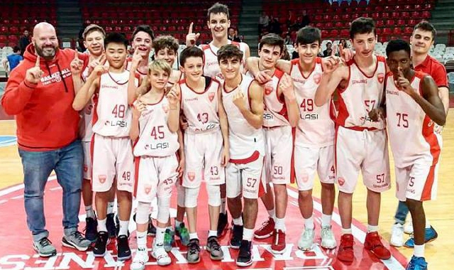 L’Under 14 della Pallacanestro Varese vincitrice nel Garbosi 2018 (Archivio)