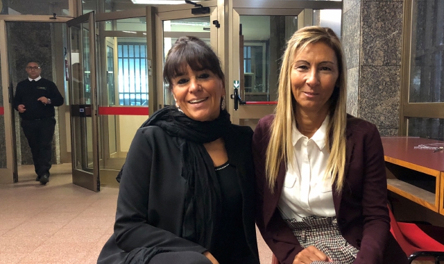 La maestra è assistita dagli avvocati Paola Masla e Daniela D’Emilio