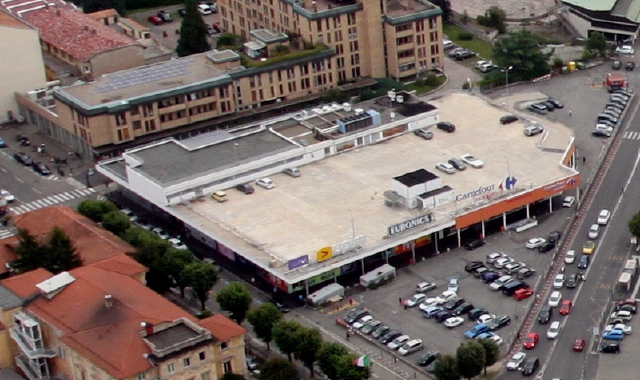 Bivacchi di tossici sul tetto