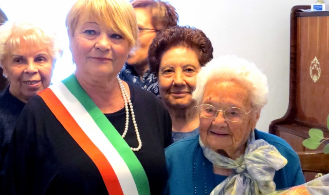 Antonina Santoro, festa per la “super-nonnia”