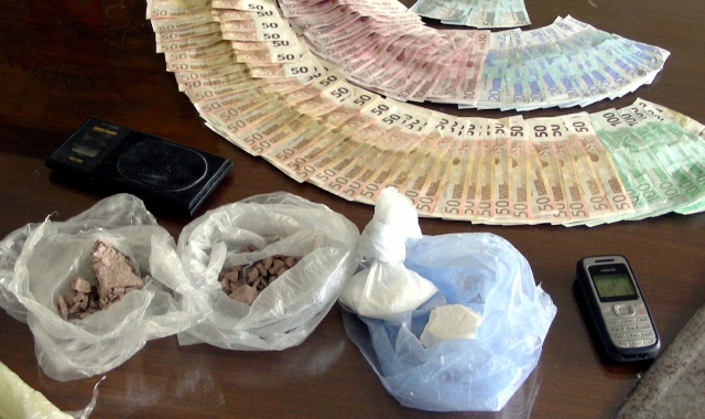 Hashish e cocaina: pusher arrestato a Lonate Pozzolo