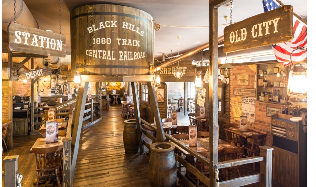 Hamburger appetitosi e atmosfera western. A Gerenzano, arriva Old Wild West 2