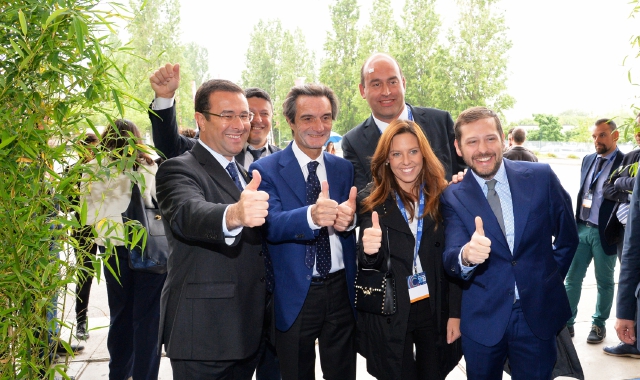 Isabella Tovaglieri, neo europarlamentare della Lega, celebra a Malpensafiere circondata dai big del partito Candiani, Fontana, Colombo e Monti (Blitz)