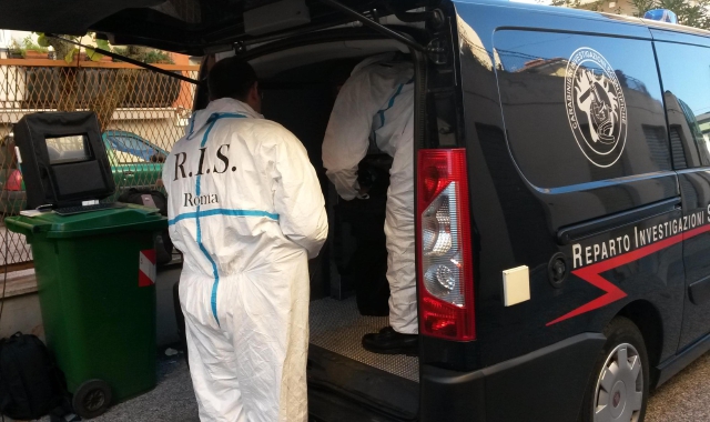 Nelle indagini sul furto sono state determinanti le analisi dei carabinieri del Ris (Foto Archivio)