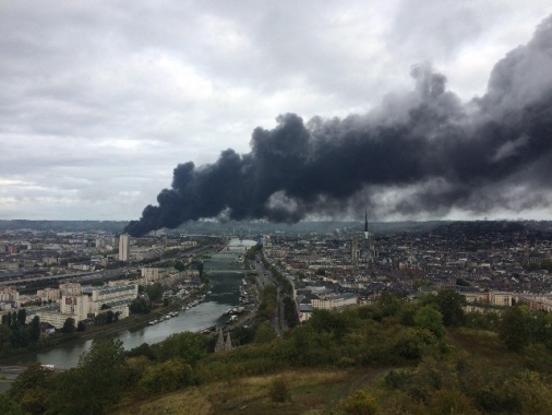 Rouen: Castaner, fiamme sotto controllo