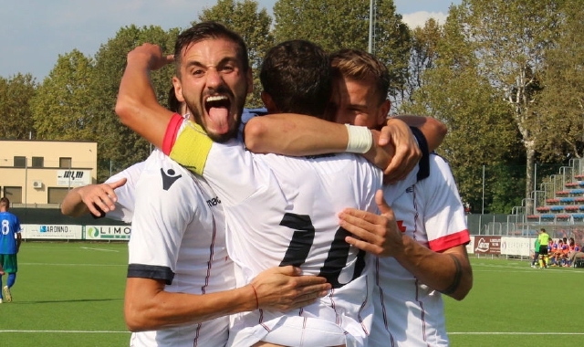 Caronnese su, Legnano giù