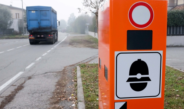 Uno dei velobox posizionati in via Unità d’Italia (foto Blitz)