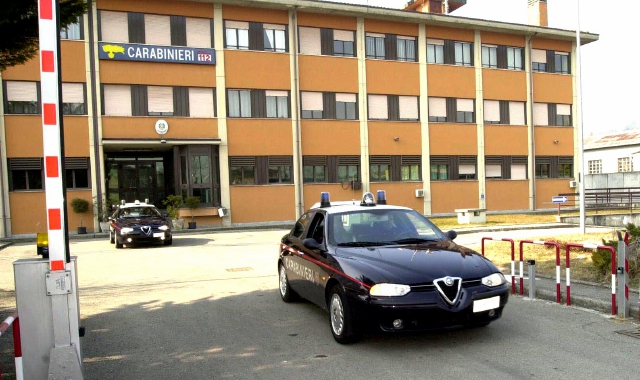 L’ordinanza è stata eseguita dai carabinieri del nucleo investigativo di Varese  (Foot Blitz)