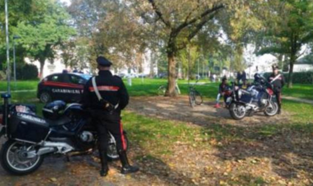 I carabinieri sul luogo del sequestro 