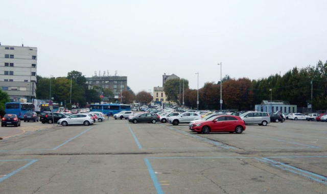 Nel provvedimento rientrano i parcheggi in piazzale Kennedy