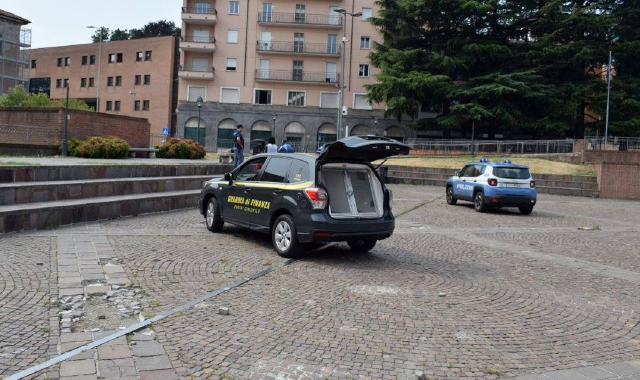 Sono quotidiani gli interventi delle forze dell’ordine in piazza Repubblica