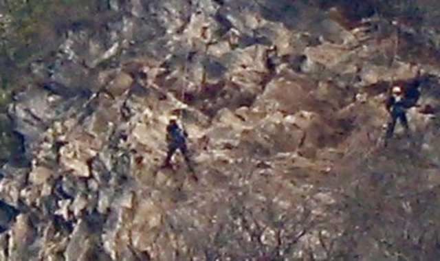 I rocciatori in azione (foto Redazione)