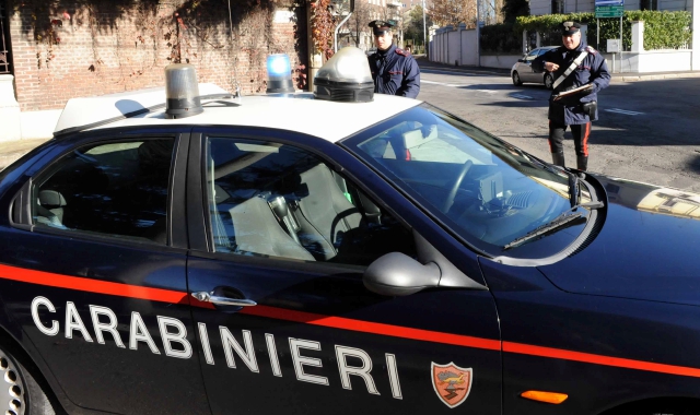 In auto il kit da ladro: fermati