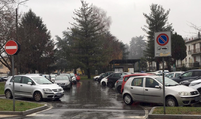 L’area su cui sorge il mercato di Gurone (Blitz)