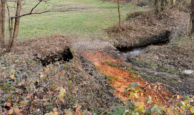 Il torrente è arancione