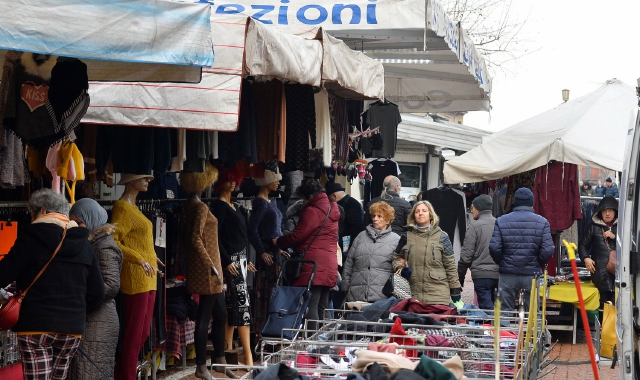 Il mercato ha perso metà banchi