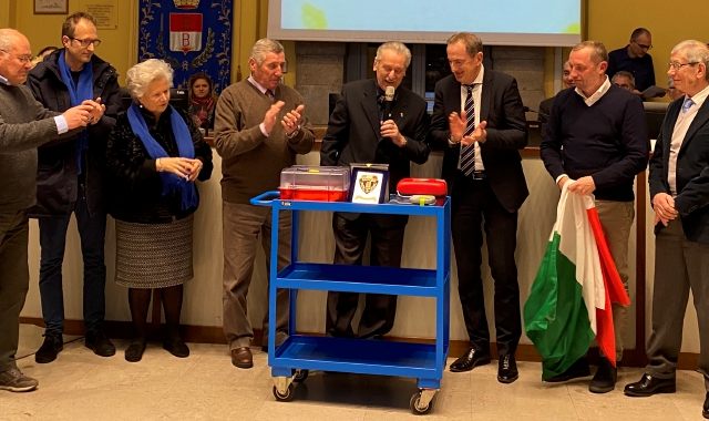Il presidente provinciale dell’associazione Sergio Ferrario ha preso la parola prima del consiglio comunale (Foto Redazione)
