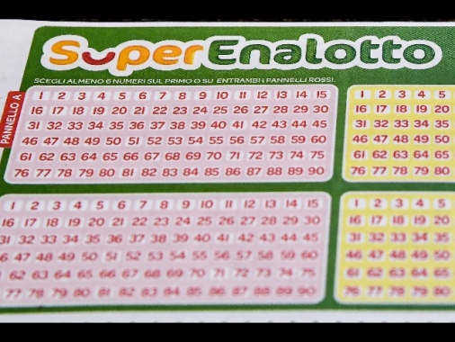 Superenalotto: un 6 da 67 milioni