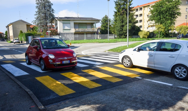 Sono sempre di più i dossi rialzati in città: l‘allarme lanciato da un nostro lettore (Foto Blitz)