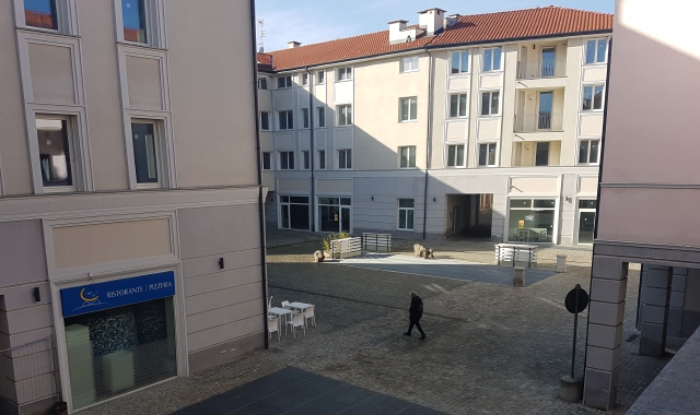 Un fondo immobiliare americano ha messo gli occhi sulle nuove palazzine di piazza Vittorio Emanuele II (Foto Blitz)