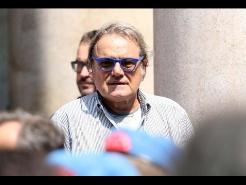 Benetton interrompe rapporto con Toscani