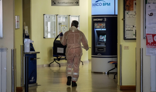Il Pronto soccorso dell’ospedale di Codogno chiuso dopo il contagio  (Foto Ansa)