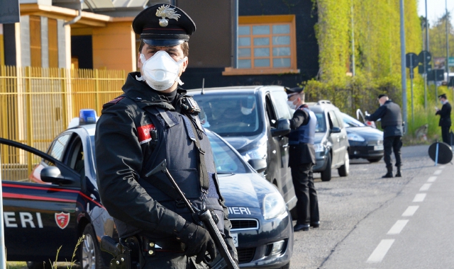 L’operazione a Caronno Pertusella è stata portata a termine dai carabinieri di Garbagnate Milanese che da tempo indagavano su un traffico di stupefacenti