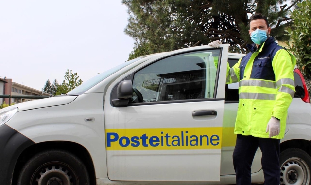 Il servizio di consegne dei pacchi da parte di Poste Italiane