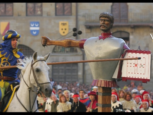 Arezzo annulla Giostra Saracino a giugno