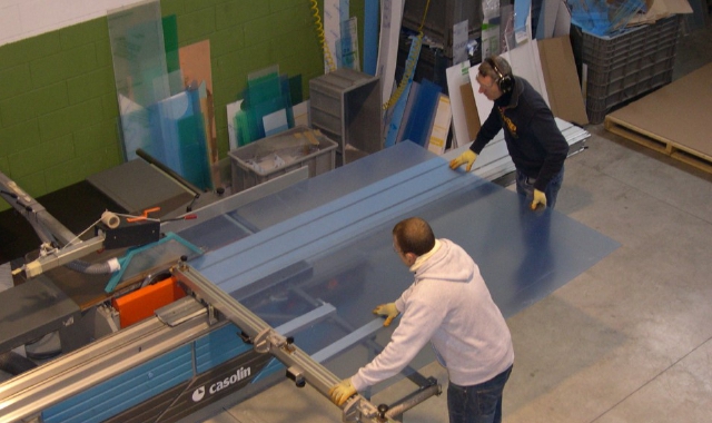 La lavorazione del plexiglass