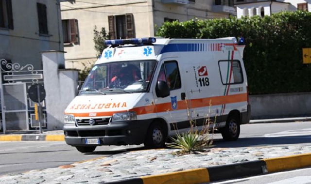 Ambulanza (foto Archivio)