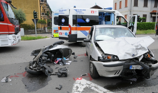 L’incidente di via Magenta (Foto Pubblifoto)