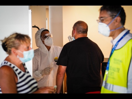 Coronavirus: attivato drive-in in porto Civitavecchia