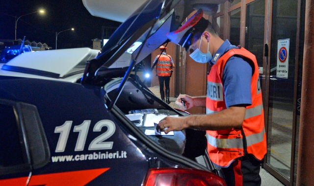 Varese, controlli stradali dei carabinieri (foto Archivio)