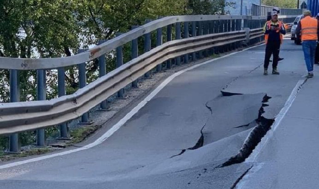 La voragine sulla Statale 33 del Sempione