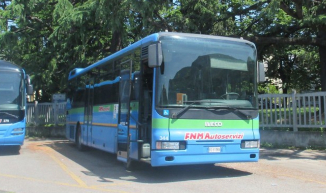 Gli orari dei bus di Fnma nel mirino degli studenti tradatesi (Archivio)