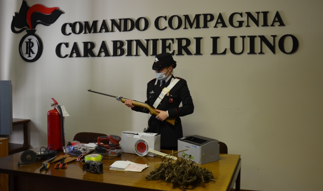 La merce rubata e sequestrata (foto Carabinieri)